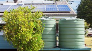 Water tank installation